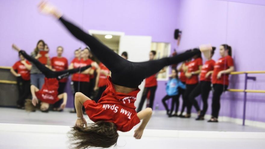 Escuela de Danza Lia