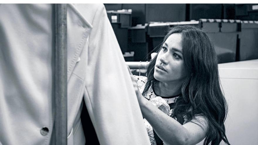 La duquesa de Sussex, Meghan Markle, durante su trabajo para Vogue. // Efe