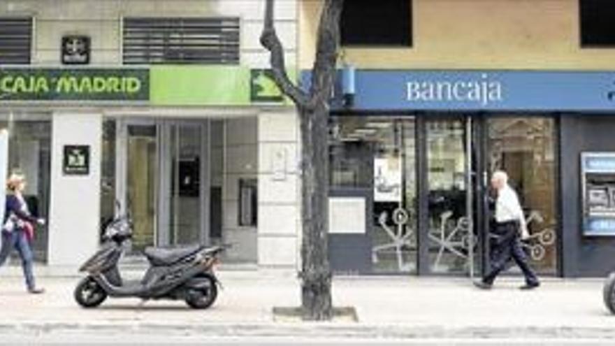 Bancaja aprueba entrar en la fusión con una participación de casi el 38%