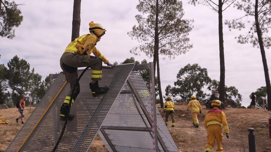 La Xunta activa una lista extra para cubrir vacantes de jefes de brigada en plena campaña de incendios