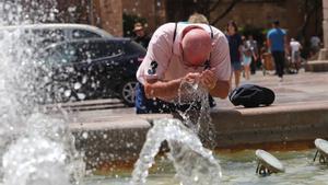 La calor va matar més de 2.000 persones a Espanya el 2024, el 90% amb més de 75 anys