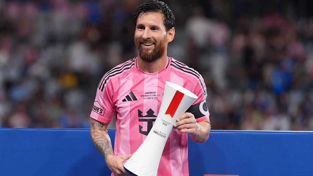 Lionel Messi celebra la conquista del torneo Campeones Cup