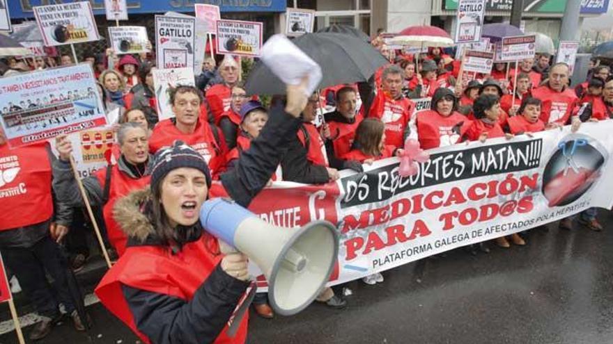 Protesta de afectados por la hepatitis C, en Santiago. // Xoán Álvarez