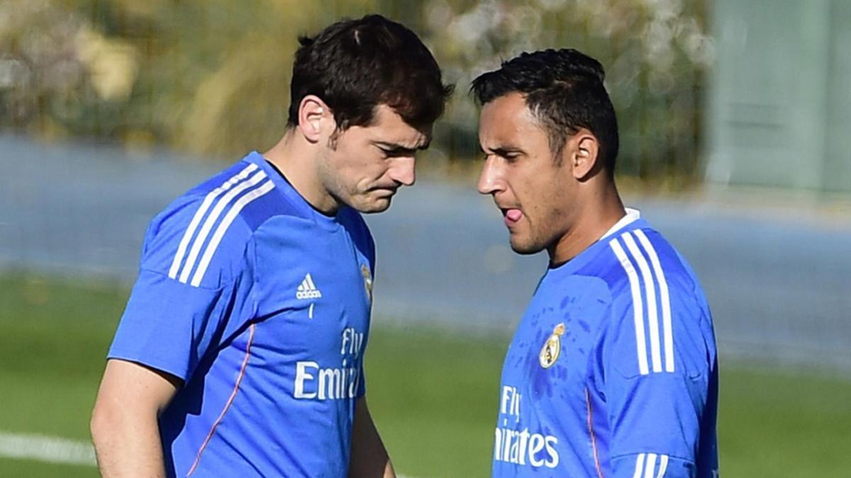 Iker Casillas y Keylor Navas durante un entrenamiento del Real Madrid en octubre de 2014