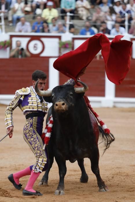 Segunda corrida de toros en El Bibio