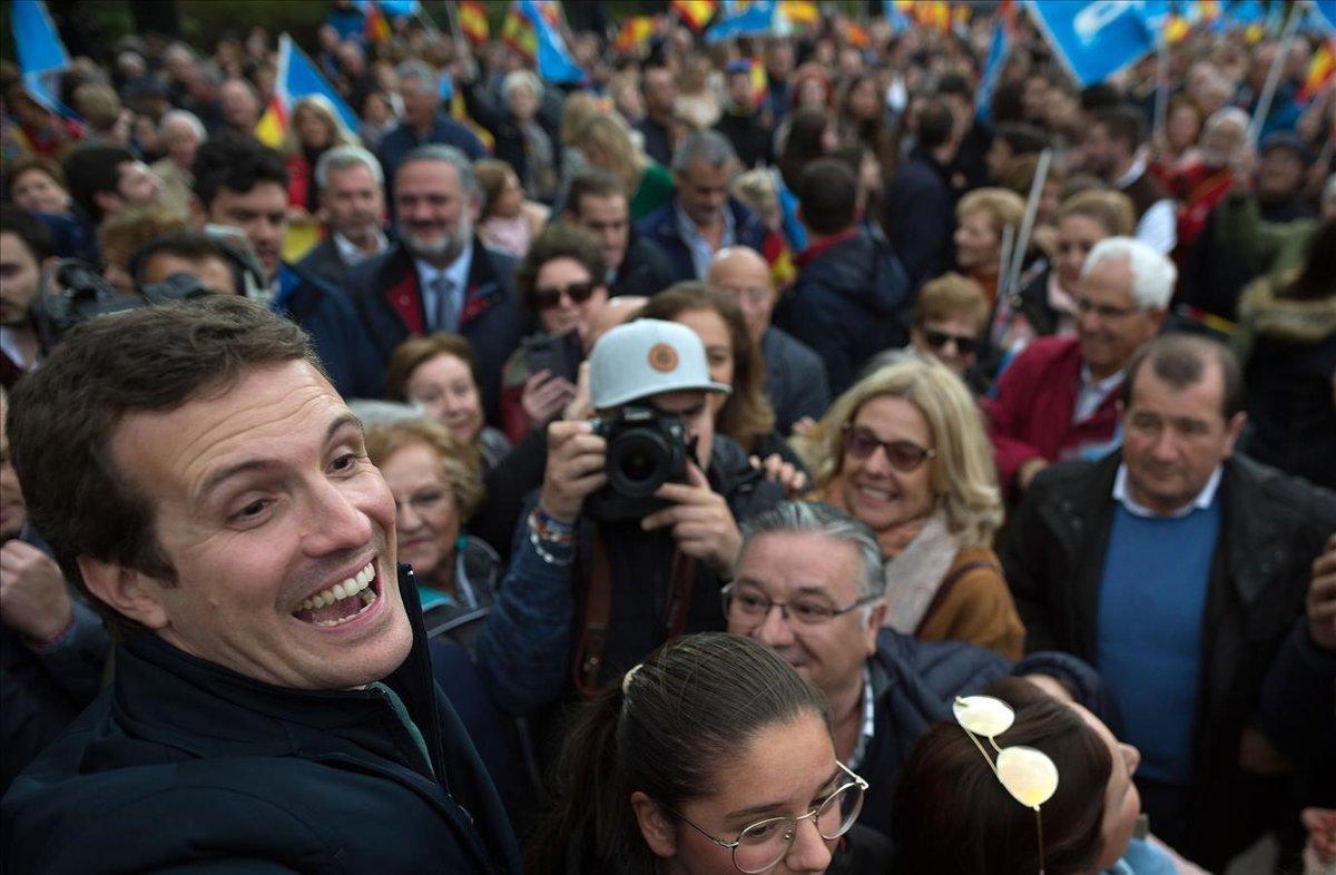 El presidente del PP, Pablo Casado, en un mitin celebrado en Granada.