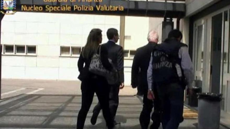 Detenido un alto prelado en una nueva investigación sobre el banco vaticano