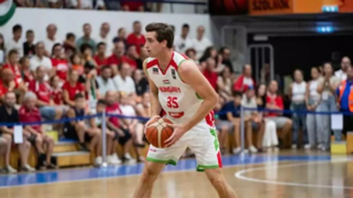 Reuvers regresa a València con una lesión en el tobillo