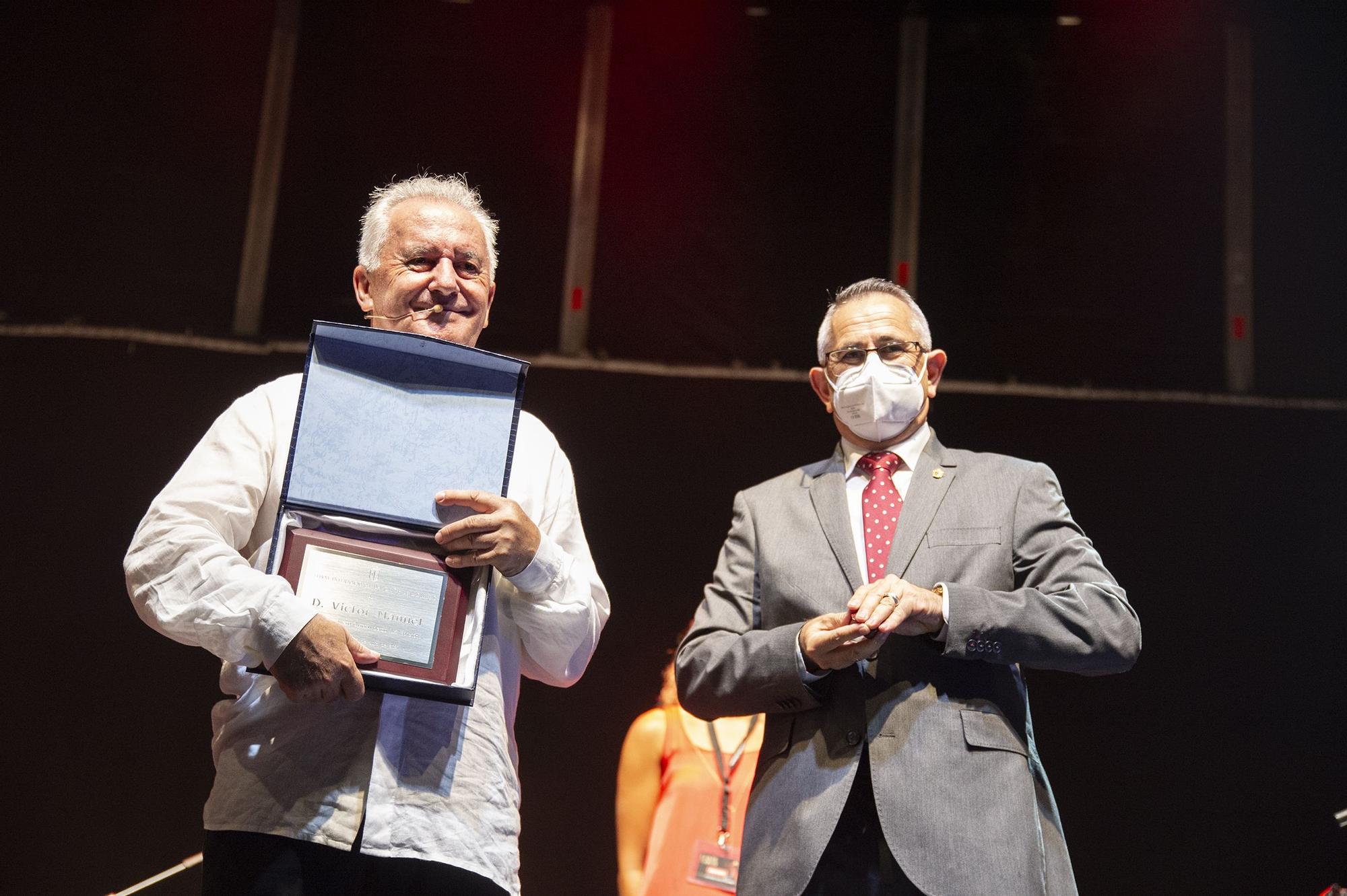 Pregón de Víctor Manuel en el Cante de las Minas