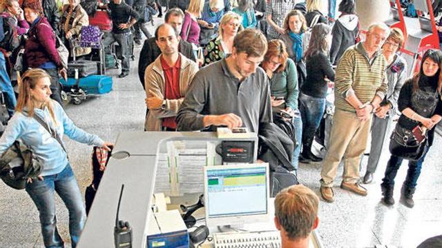 La movilización de los controladores dejó en tierra a miles de pasajeros de Palma.