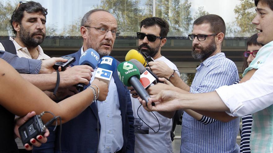 La UCO concluye que los socialistas Rubio y Vera cobraron comisiones de la &quot;operación colegios&quot; impulsada por el PP de Rita Barberá