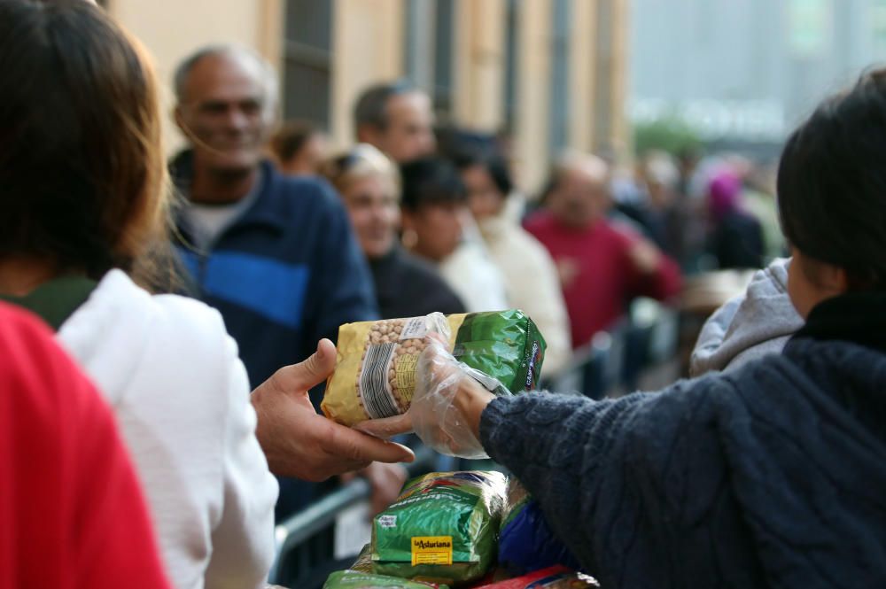 Los Ángeles Malagueños de la Noche reparten 3.000 menús