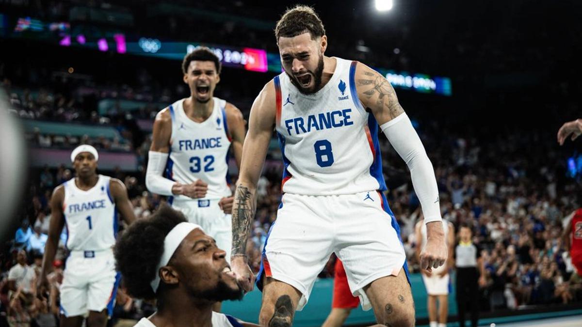 Francia derrota a Canadá.