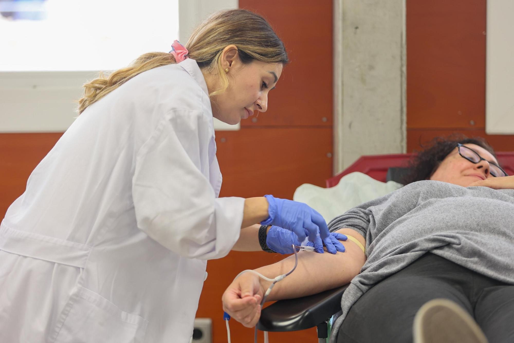 Donación de sangre en el IES Balafia