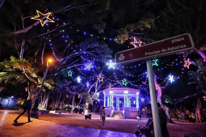 Prueba de la iluminación de Navidad de Santa Cruz