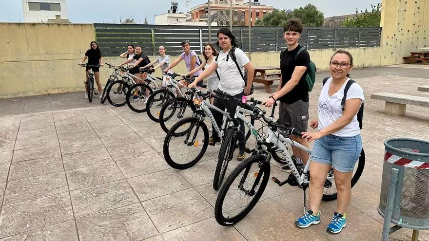 El IES de Albalat innova con la adquisición de bicis para realizar excursiones y educación física