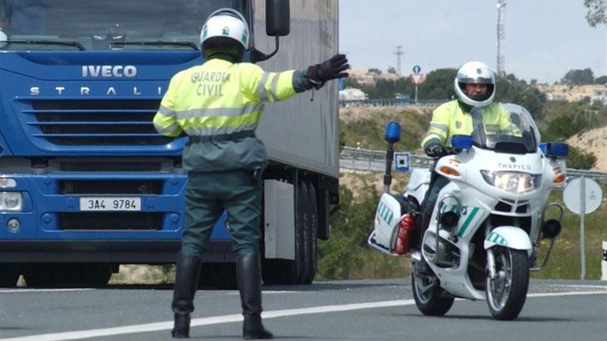 zentauroepp18528430 22 01 2008 guardia civil trafico     la direcci n general de180326125927