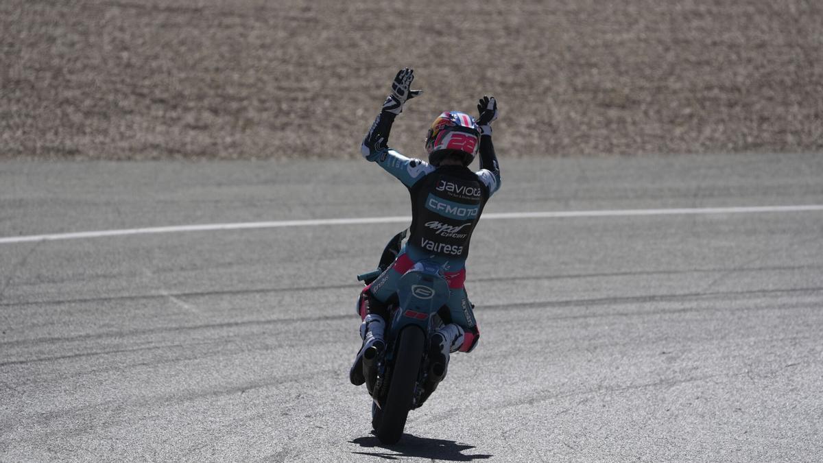 Máximo Quiles se impone en Le Mans