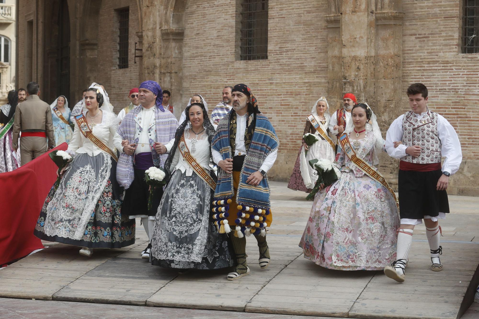 Búscate en el segundo día de ofrenda por la calle de la Paz (entre las 15:30 a las 17:00 horas)