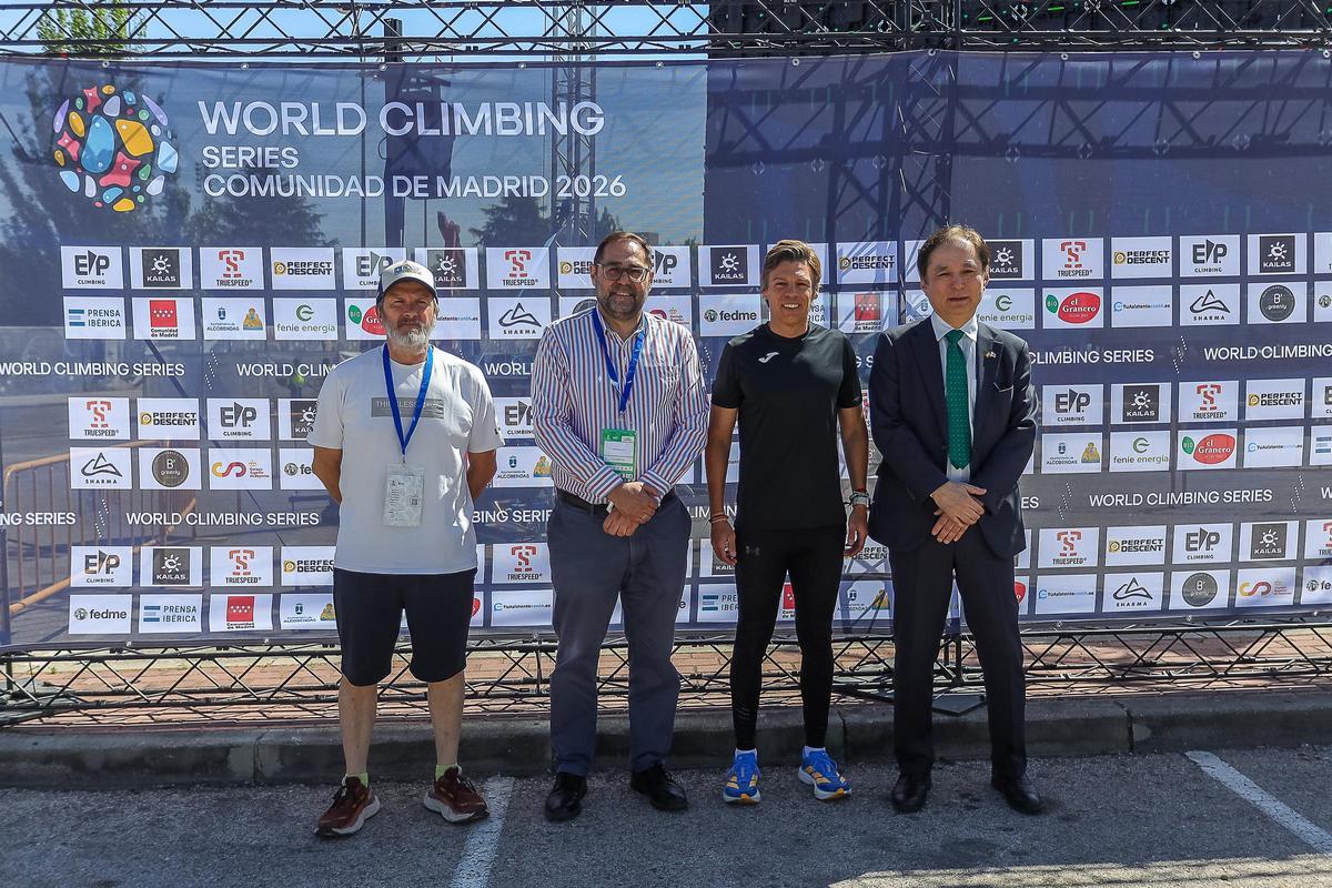 De izquierda a derecha, Finuco, CEO de B3; Armando Huerta, director de 'El Periódico de España'; Alberto Tomé, director general de Deportes de la Comunidad de Madrid, y el embajador de Japón en España, Hiroshima Yamauchi