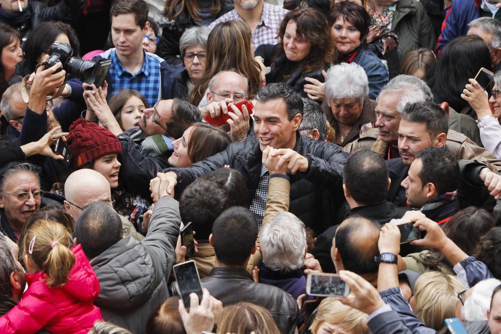 Pedro Sánchez reaparece en un acto en Xirivella