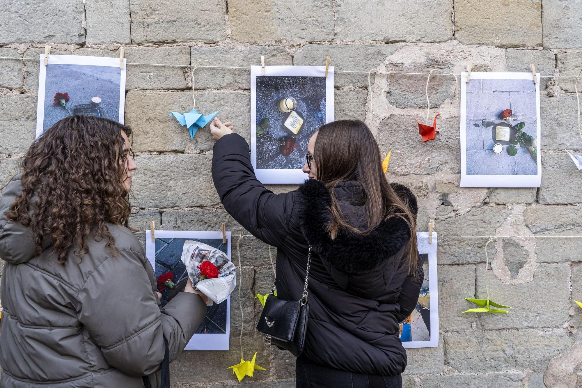 Així ha estat l'homenatge a la víctimes de l'Holocaust a Manresa