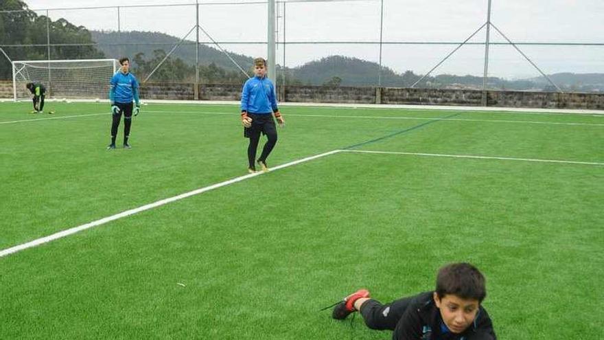 Los entrenamientos se realizaron en el campo de A Toxa. // I. Abella