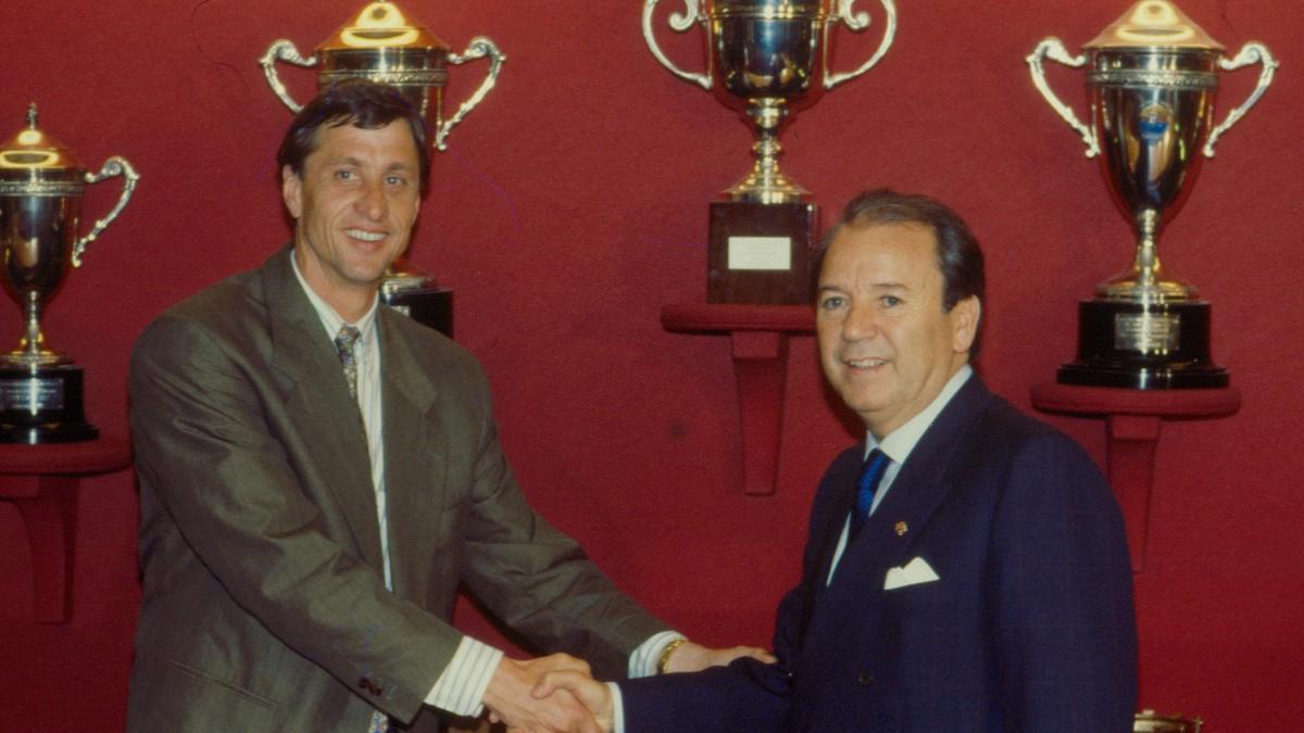 Núñez presentó a Cruyff en la primavera de 1988