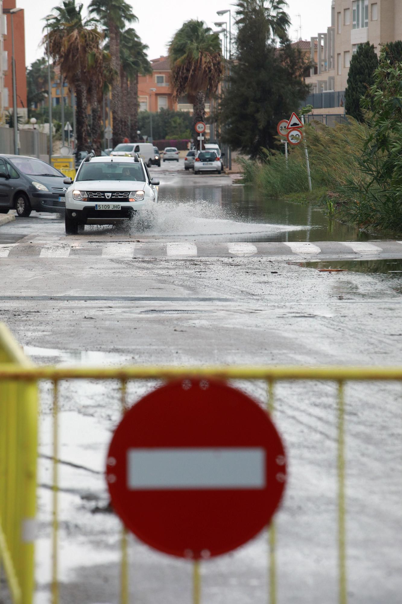 Tormentas en Valencia | Las lluvias torrenciales descargan con fuerza en la Comunitat Valenciana