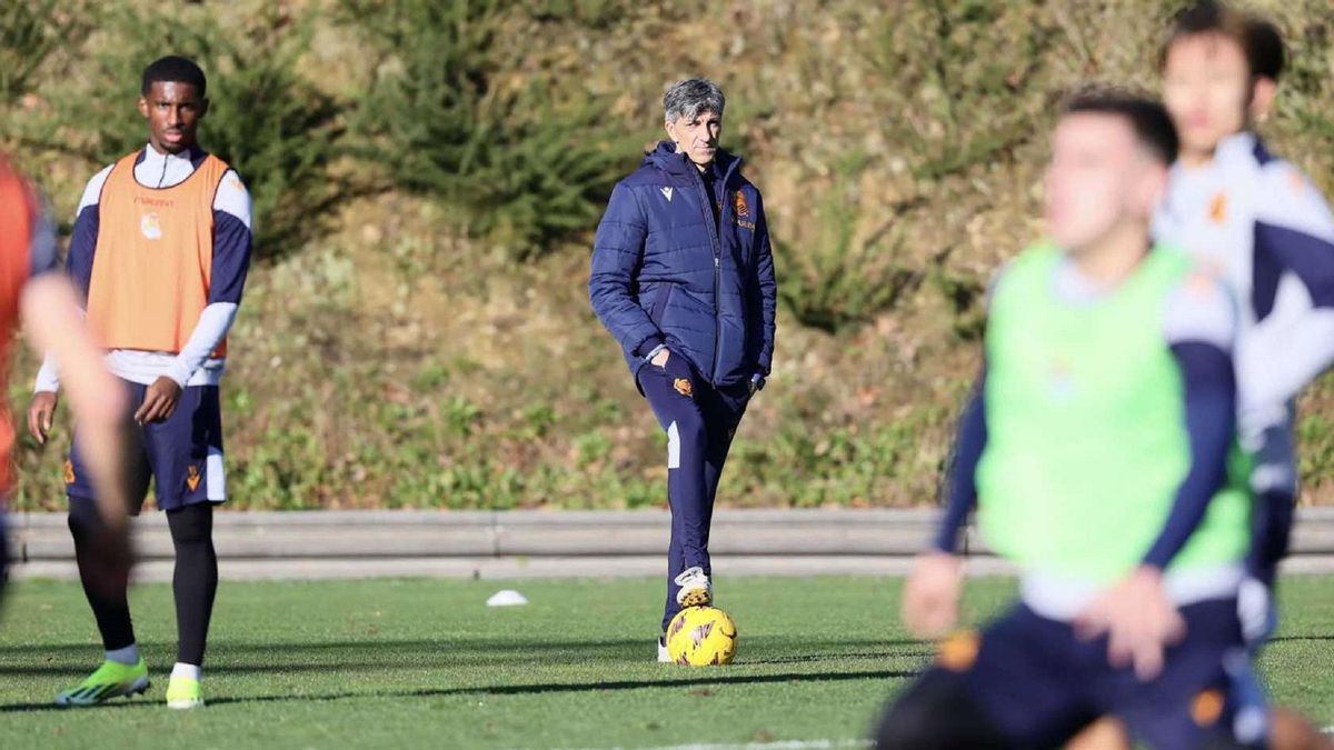 Imanol Alguacil, en un entrenamiento de la Real Sociedad.