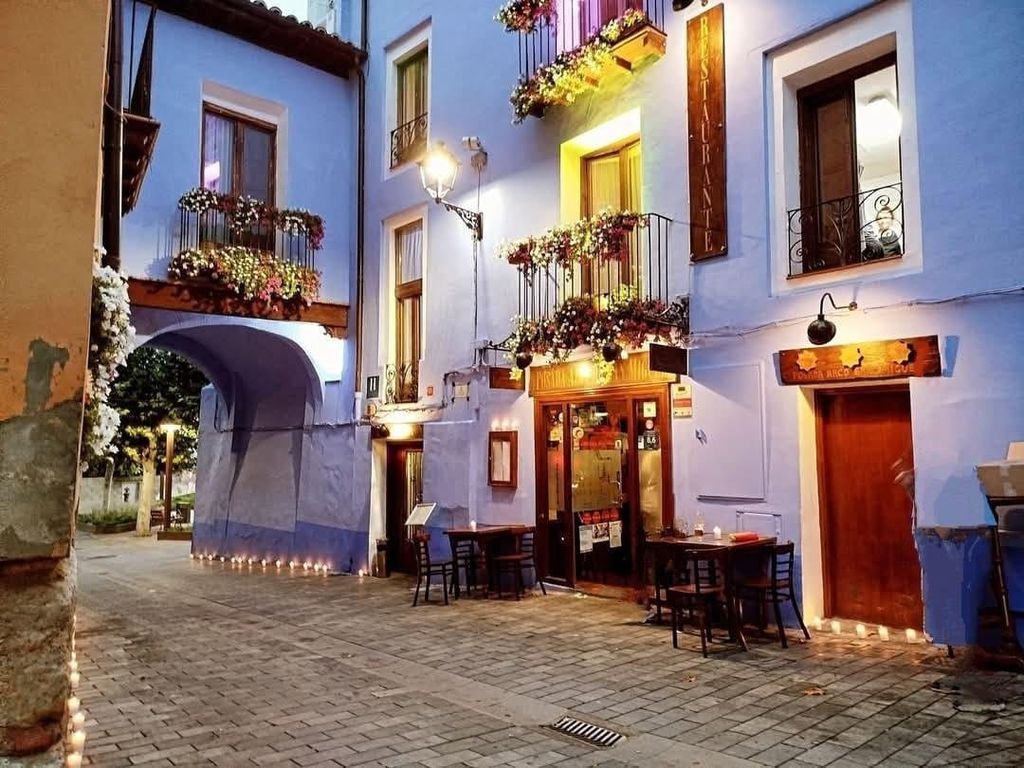 En imágenes | Hotel en venta Calatayud