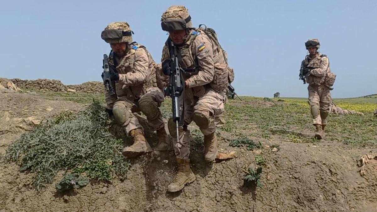 Militares ucranianos adiestrándose en Cádiz