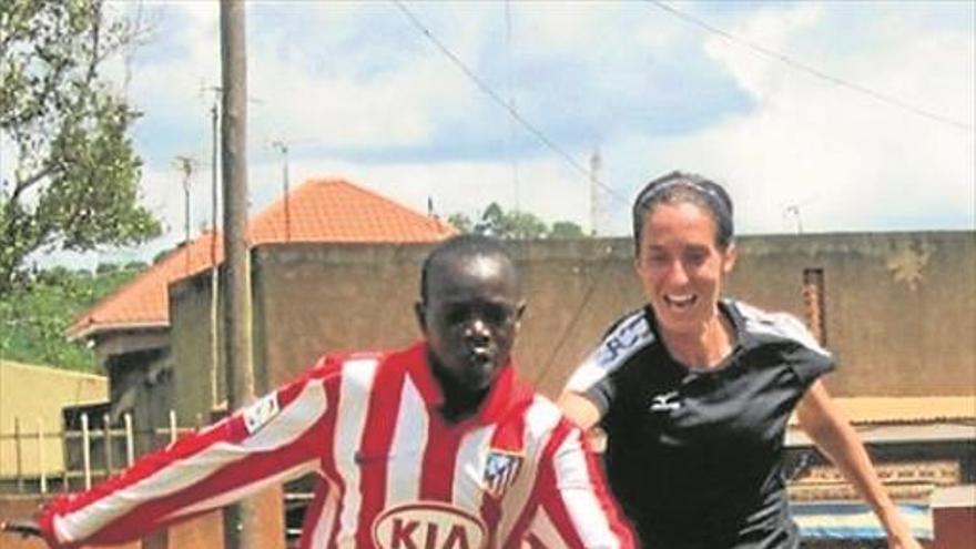 Un balón contra el drama