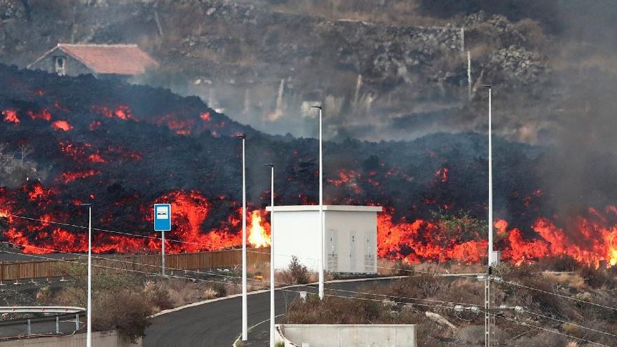 La lava ha engullido cuatro de las seis escuelas rurales de Aridane, en la isla de La Palma.