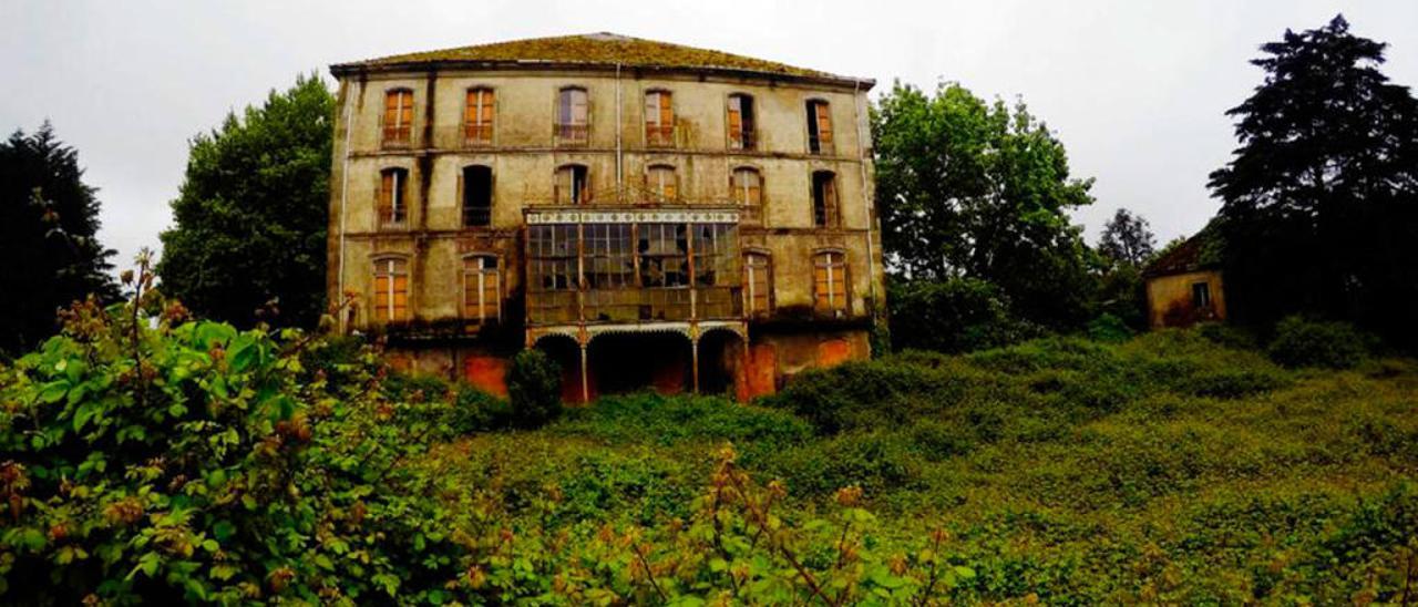 Casa Duques de Medina, en Vilagarcía // FDV