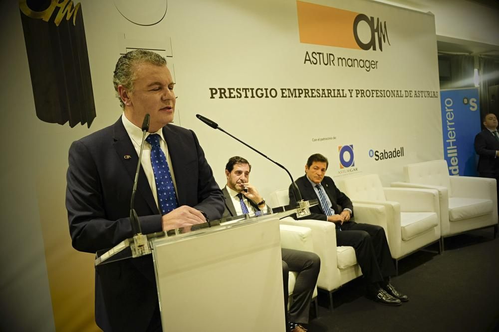 Personalidades en los premios Astur Manager