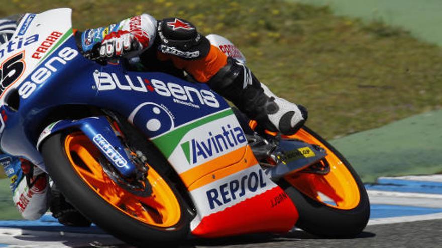 Viñales se impone en Moto3 y ya manda en el Mundial