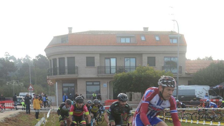 Uno de los tramos del circuito de Ribadumia.