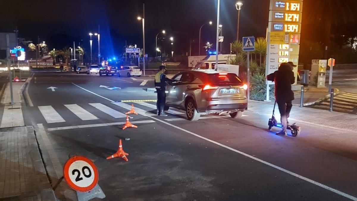 El concejal de Seguridad Ciudadana, Badel Albelo, explica que esta campaña se plantea como “un elemento disuasorio para evitar accidentes”.
