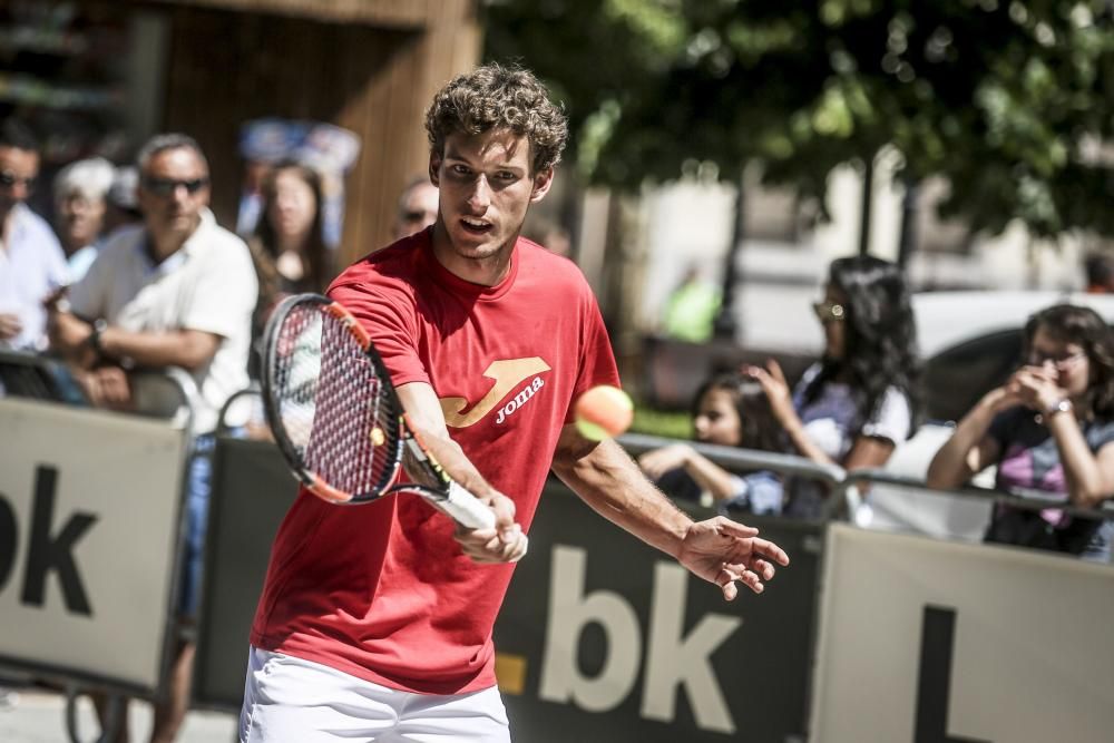 Partido de exhibición del Torneo Dionisio Nespral entre Pablo Carreño y Albert Montañés en el Paseo de Begoña