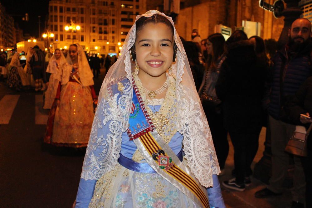 Ofrenda 2018: Así desfiló la fallera mayor infantil Daniela Gómez