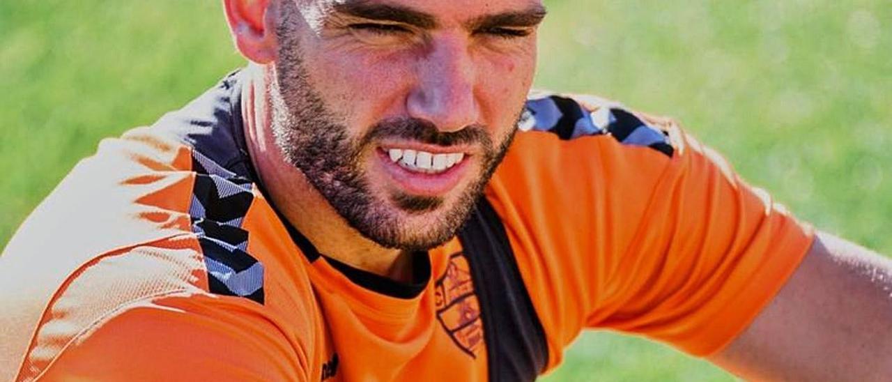 Gonzalo Verdú, capitán del Elche, en un entrenamiento.