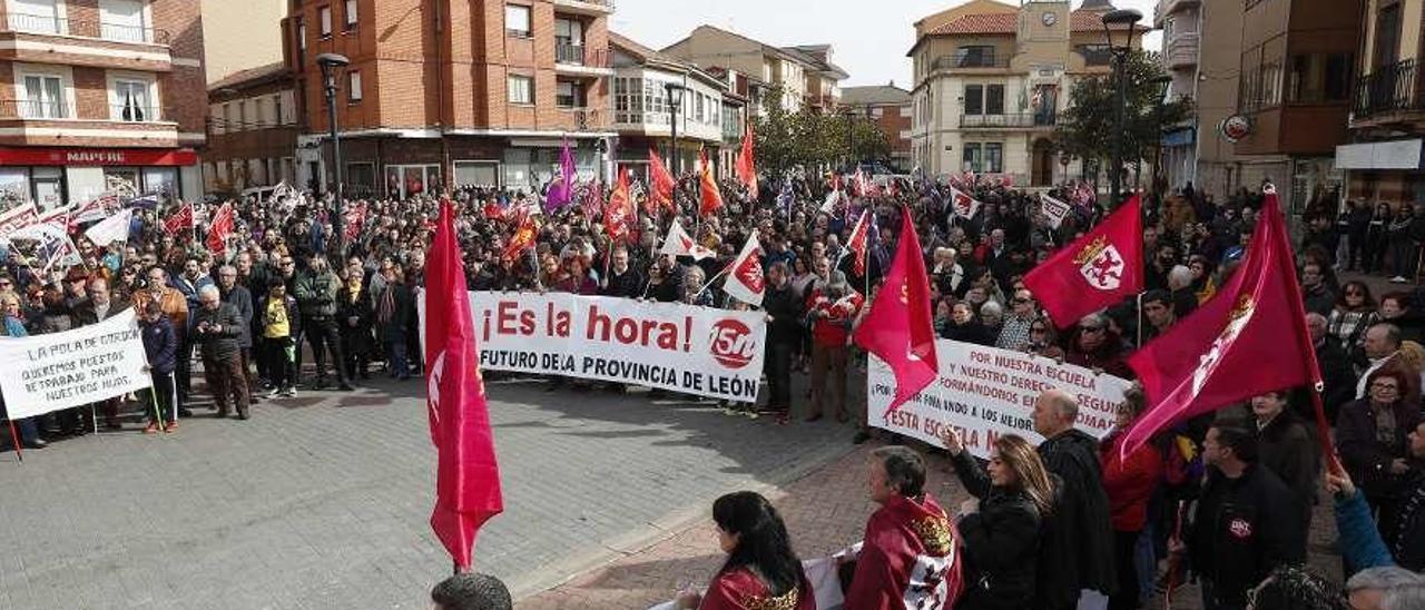 Una protesta por el futuro del empleo en La Robla este mes de febrero.