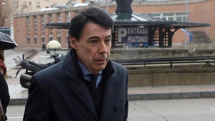 La Fiscalía pide 8 años de cárcel a Ignacio González