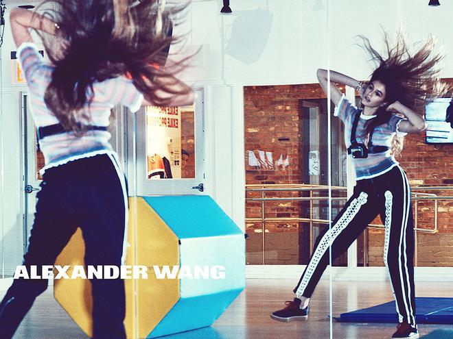 Kaia Gerber en la nueva campaña de Alexander Wang