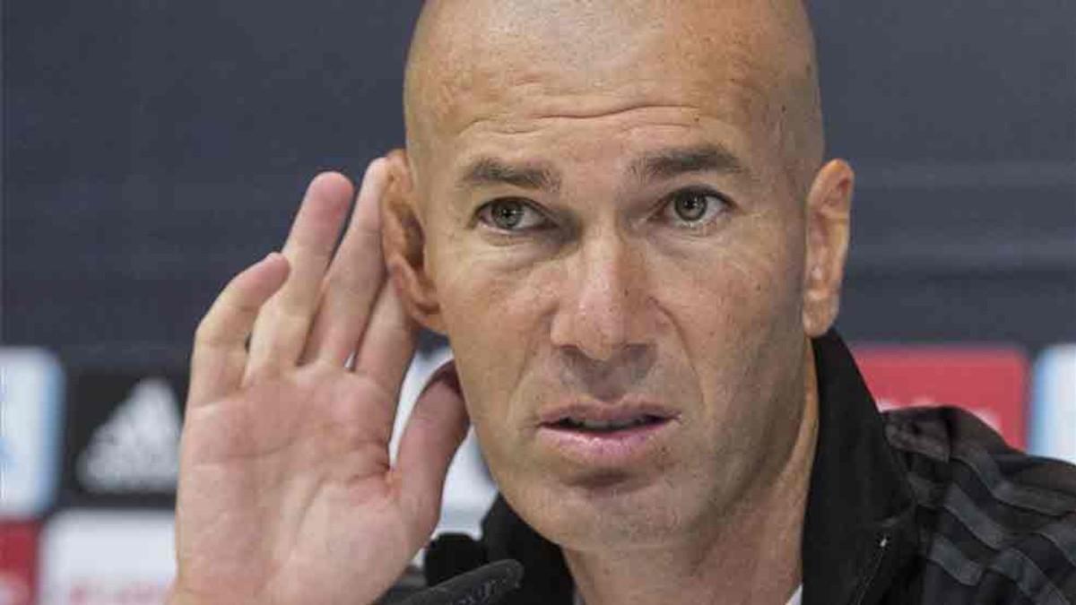 Zidane, durante la rueda de prensa