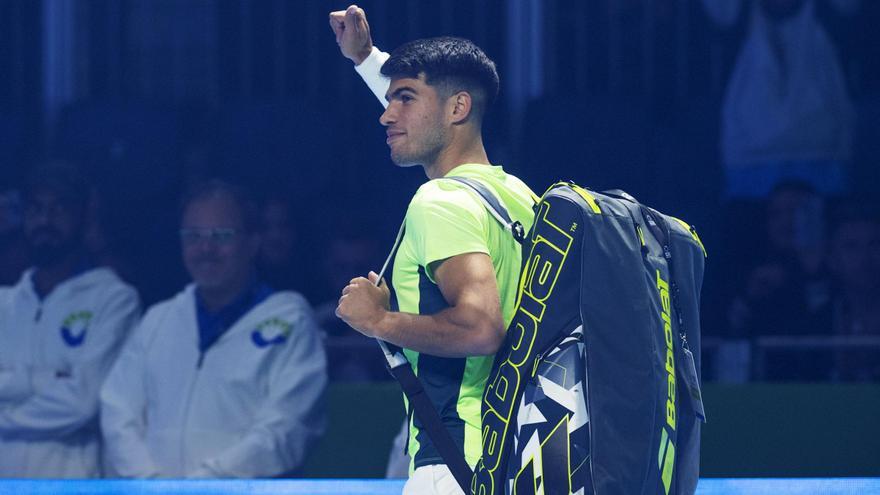 Alcaraz aprovecha su viaje a Arabia para avisar a Djokovic