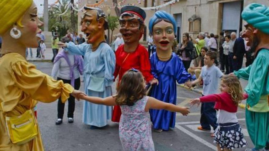 El barrio de San José se vuelca en  los festejos dedicados a San Pascual