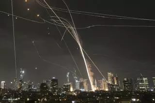 El ataque israelí a Irán desata el temor de un conflicto más amplio