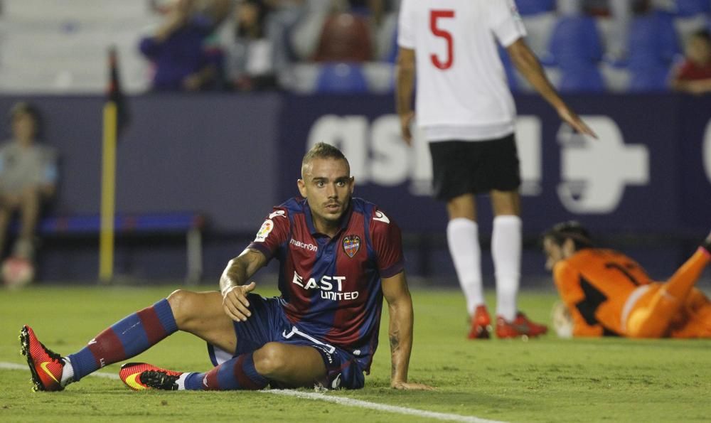 Las mejores imágenes del Levante - Sevilla Atlético